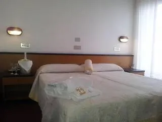 Hotel Montecarlo Milano Marittima