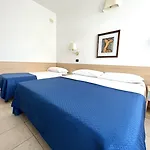 Montecarlo 3*