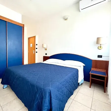 Hotel Montecarlo Milano Marittima