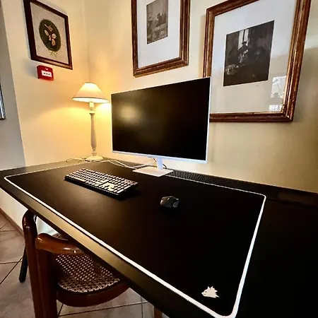 Montecarlo 호텔 3*