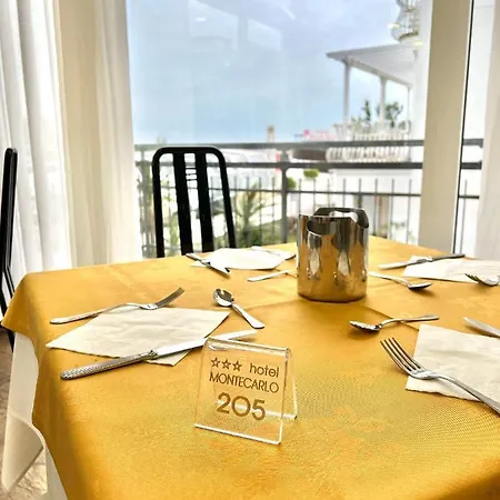 Montecarlo 3* 밀라노마리티마