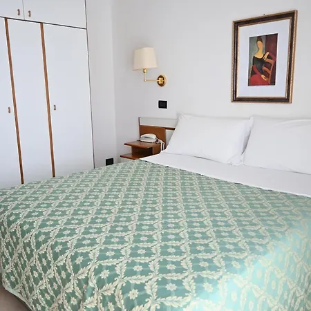 Montecarlo 3*