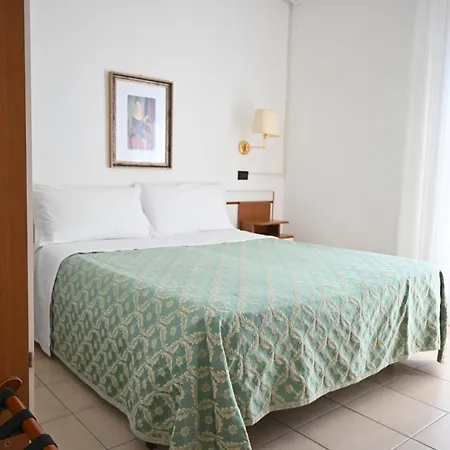 Montecarlo فندق