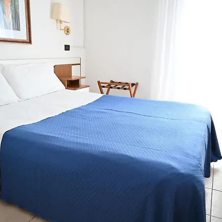 호텔 Montecarlo