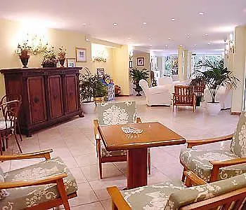 호텔 Montecarlo 3*